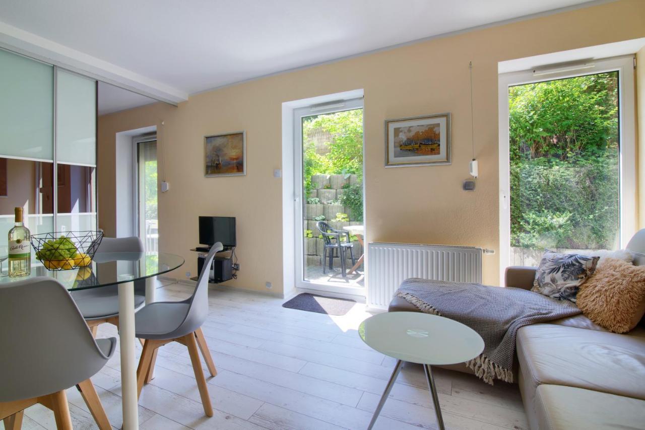 シフィノウイシチェApartament Bursztyn 2アパートメント エクステリア 写真