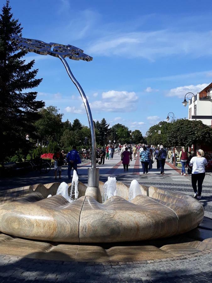 シフィノウイシチェApartament Bursztyn 2アパートメント エクステリア 写真